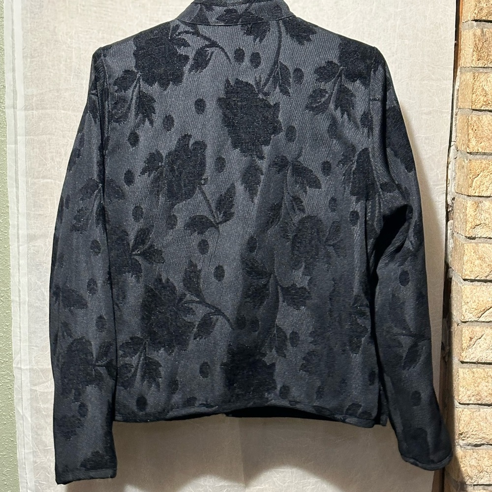 Soft Reversible Jacket. - image 4